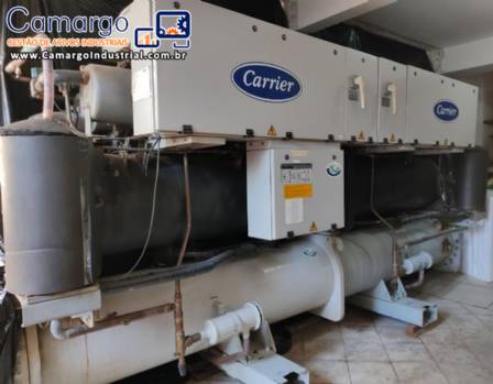 Chiller condensador a �gua Carrier