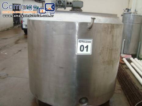 Tina de matura��o para 1.700 litros em a�o inox