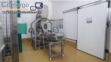 Batedeira de manteiga cont�nua em a�o inox FG INDMAQ 1000 kg / h