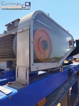 Centrifuga tridecanter para concentração de produtos Alfa Laval