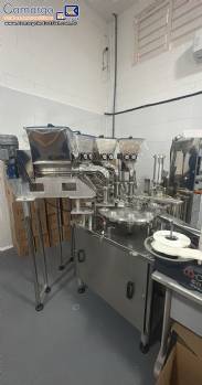 Envasadora dosadora rotativa com tampadora em inox para pastosos 4 bicos Milainox ano 2022