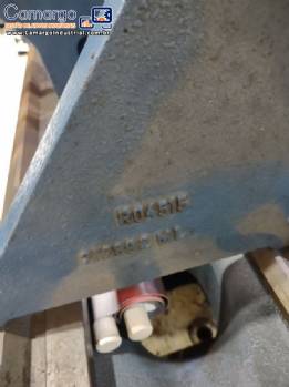 Torno mecânico para usinagem T500 Romi