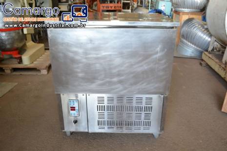 Ultracongelador em inox Pr�tica Klimaquip