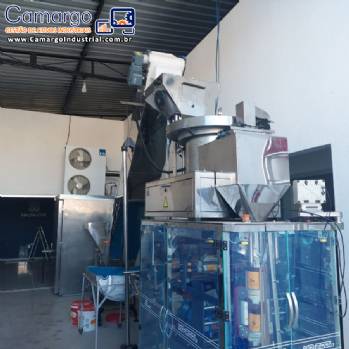 Linha para fabricação e ultra congelamento de salgados e doces 15.000 unidades por hora Linha para fabricação e ultra congelamento de salgados e doces 15.000 unidades por hora